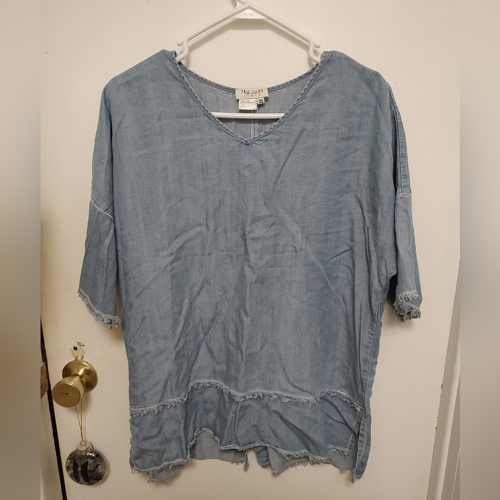 Tru Luxe Jeans, jean ruffle top